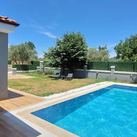 Olive Villa Eskiomerler