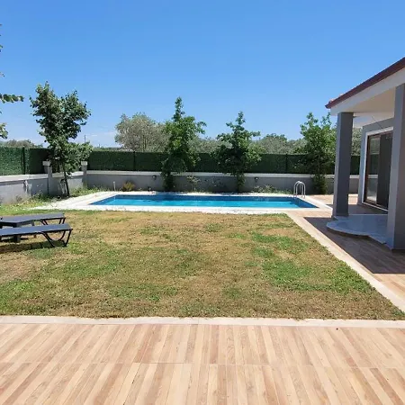 Olive Villa Eskiomerler